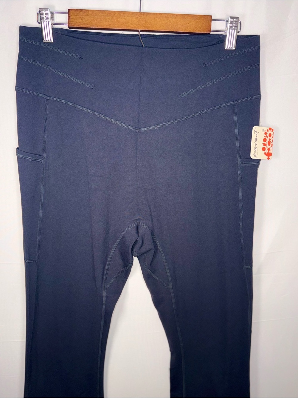 Free People Movement NWT Women Black Never Better Flare Leggings Size XL - Picture 4 of 16